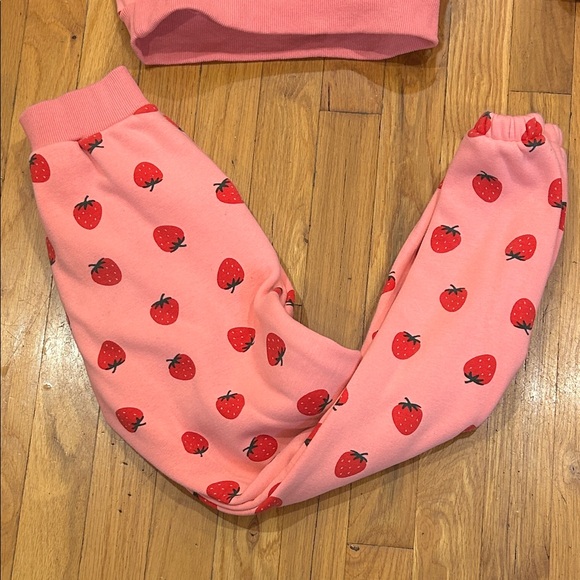 Lola + The Boys Pink Strawberry Sweatsuit - Picture 3 of 5